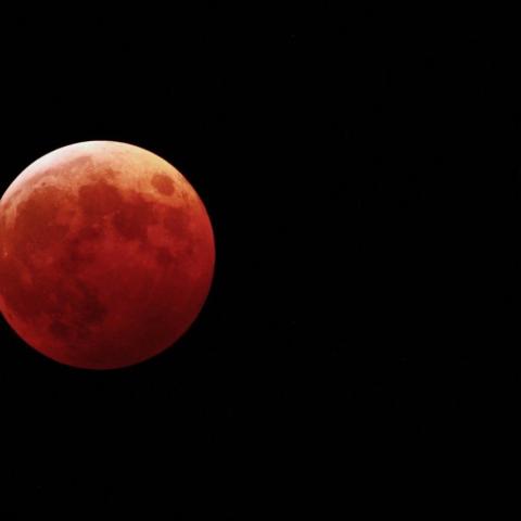 １０／８　赤い月と青白い天王星