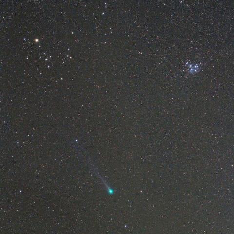 １／１３　ラブジョイ彗星（C/2014 Q2）とヒアデス・プレアデス星団