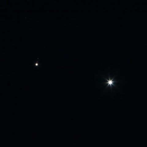 10/26未明　金星と木星が最接近