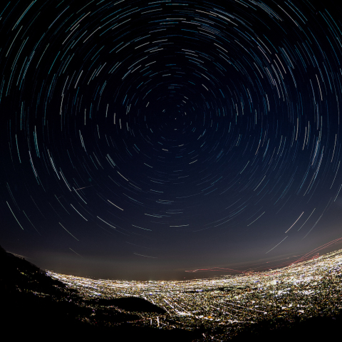 夜景と日周運動