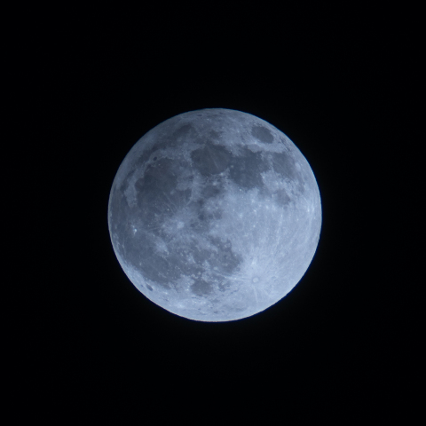 半影月食のまんまるお月様