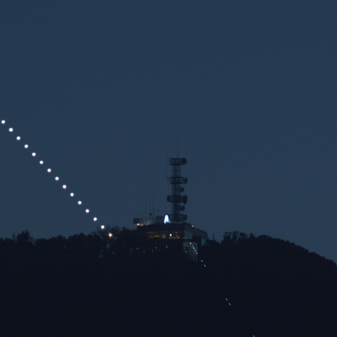 藻岩山展望台に沈む金星