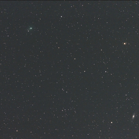 パンスターズ彗星とM106の接近