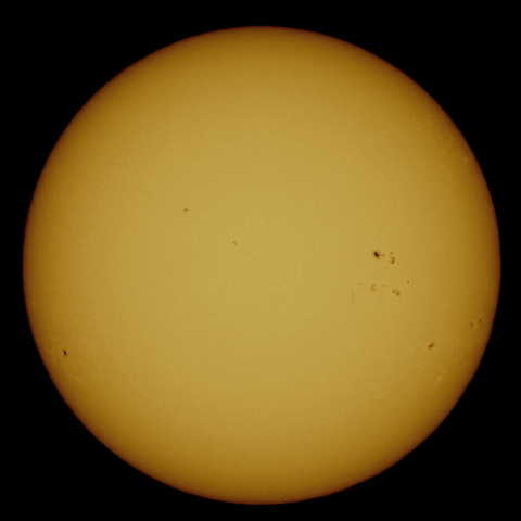 7月4日の太陽面