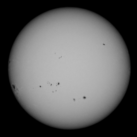 8月5日の太陽面