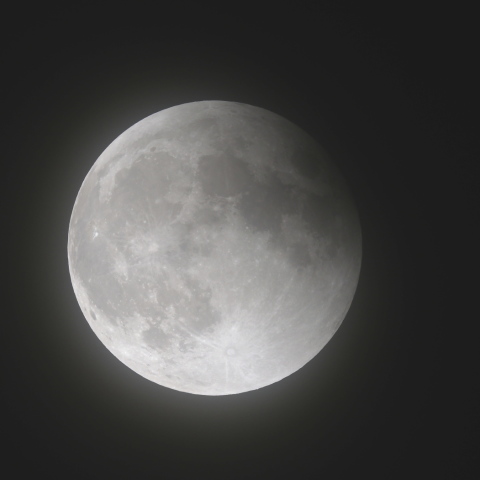 本影食の終わり