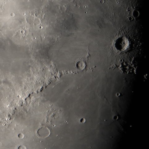 アペニン山脈からコペルニクスクレーター