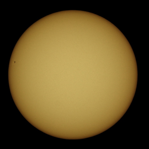 再び現れた黒点