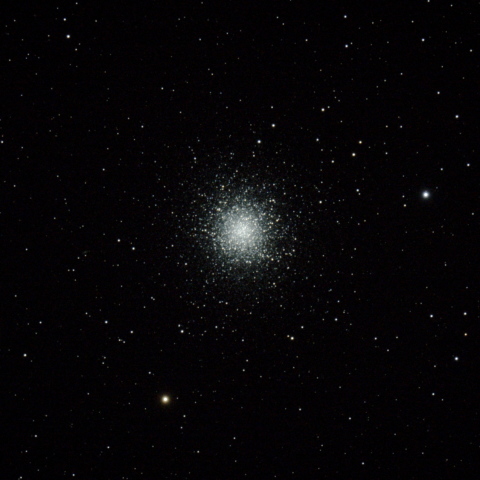 美しい球状星団 M13