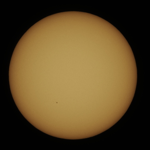 6月8日の太陽面