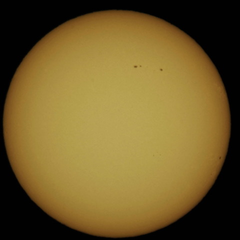 2月11日の太陽面