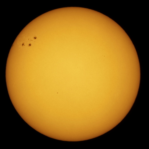 4月19日の太陽面