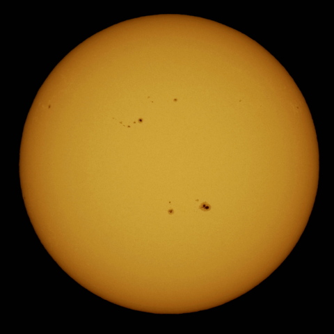 12月8日の太陽面