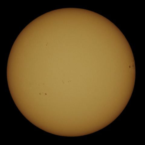 7月4日の太陽面