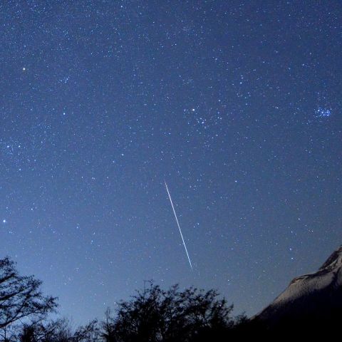 富士山とふたご座流星群（その1）