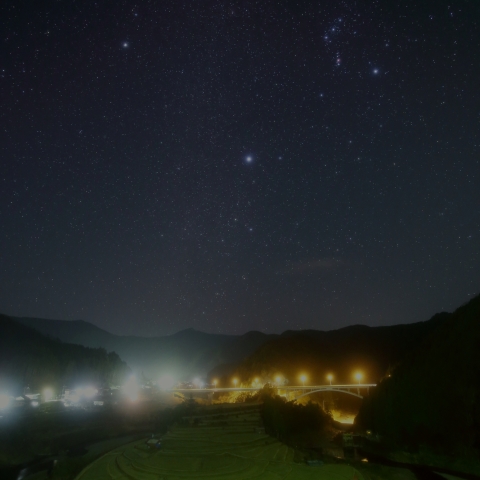 あらぎ島と冬の大三角