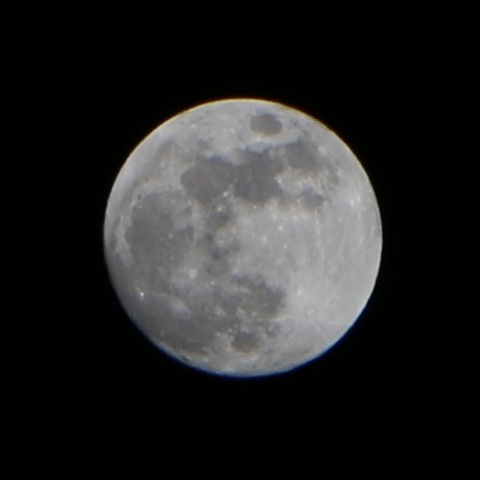 半影月食一日前の月（試し撮り）