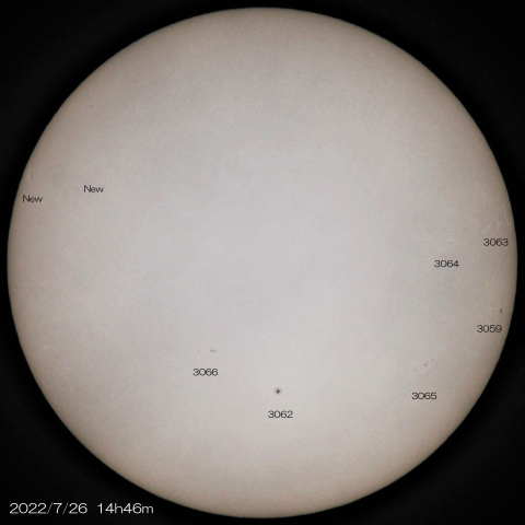 7/26 8つの黒点群