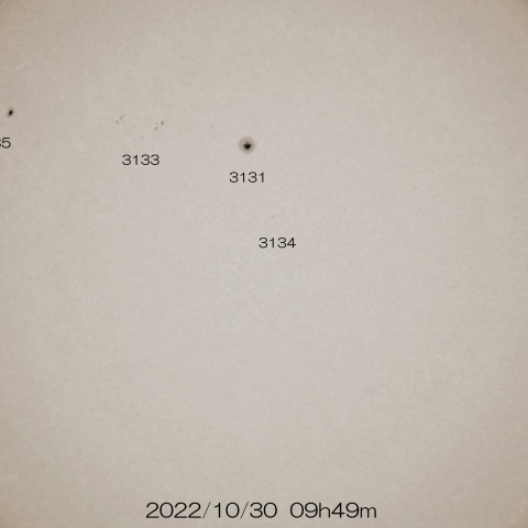 10/30　太陽 5つの黒点群 