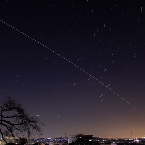 北天を通過するISS