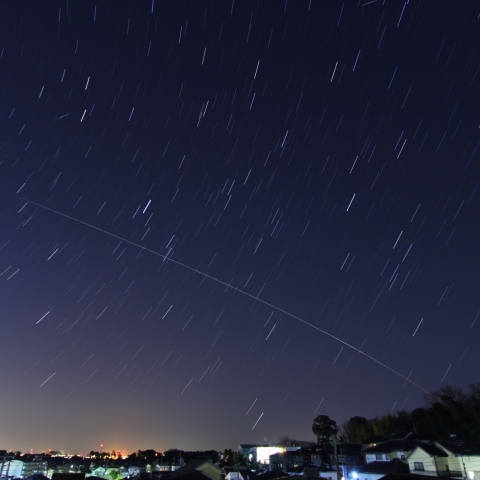 寒い朝にISSと夏の大三角形
