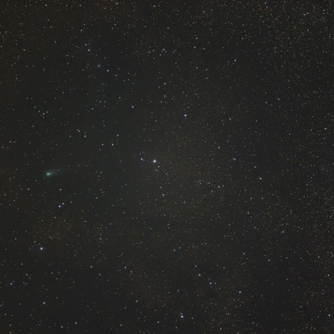天の川を行くラブジョイ彗星　(03/04) 300mm