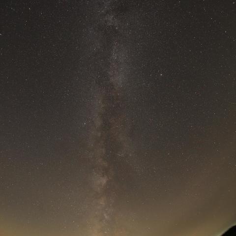 直立する夏の銀河