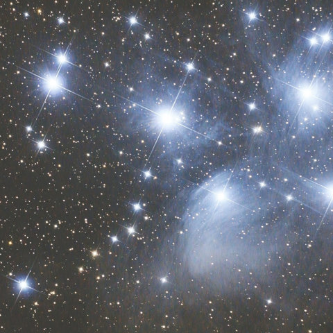 M45 すばる　Pleiades