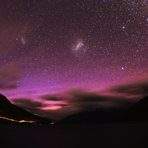 コロナホールより来る風
