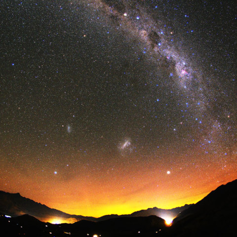 オーロラと南十字星