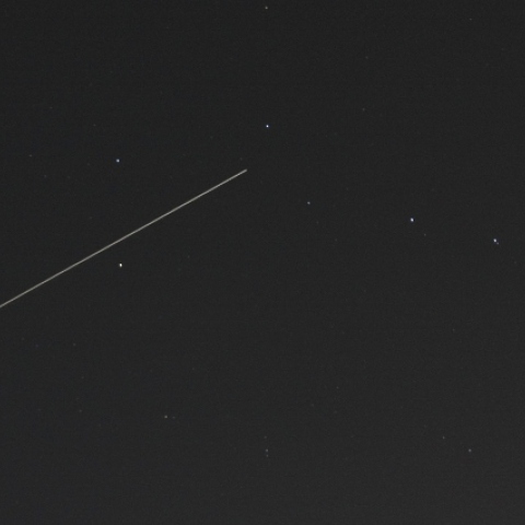 北斗七星を貫くISS