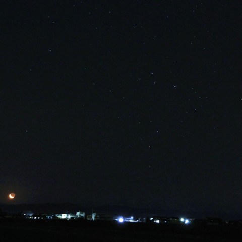 冬のさそり座・のぼる月