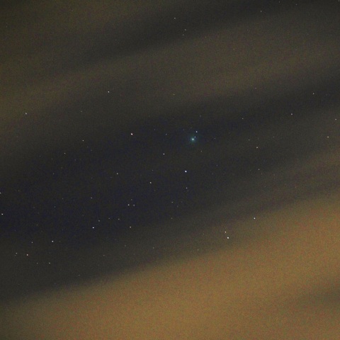 冬空、雲の切れ目から