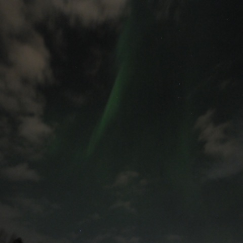 北緯69°北極星・北斗七星