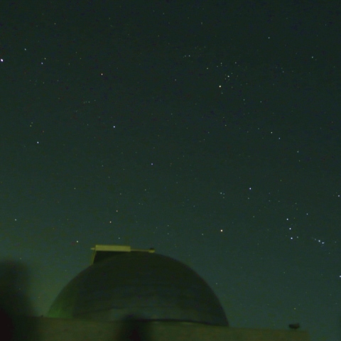 昇る冬の星たち