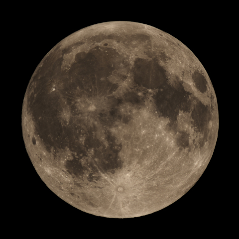 月食前　普段の月