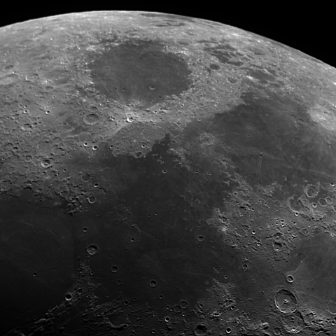 ティオフィルスクレーターから危難の海