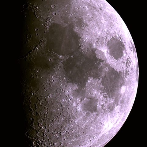 お月様　月齢7.5