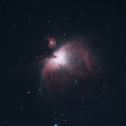 月明かりの中のM42