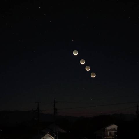 月齢1.9の月と水星と土星の接近  02/19