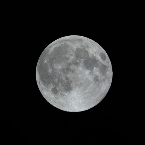 スーパームーン