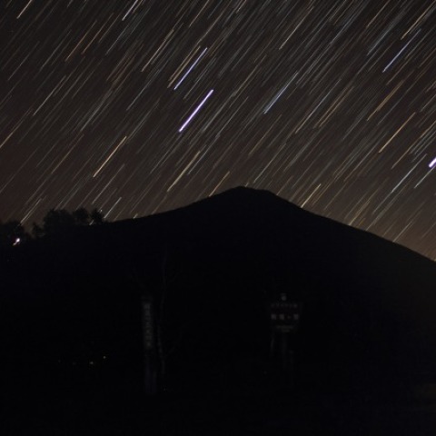 男体山の夜空