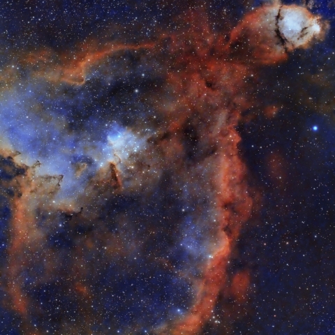 都内からのカシオペア座ハート星雲（再処理）