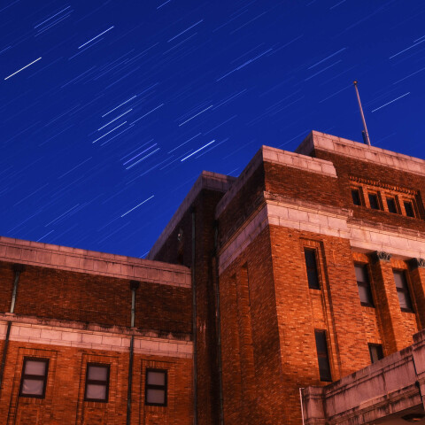 上野 国立科学博物館とオリオン座