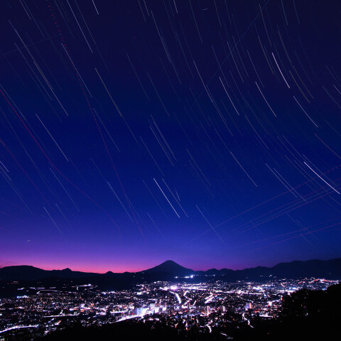 弘法山公園 権現山展望台から富士山夕景と星空  神奈川県秦野市