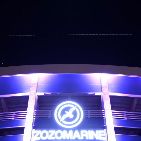 前澤友作さんらの国際宇宙ステーション(ISS)の光跡 ZOZOマリンスタジアムで