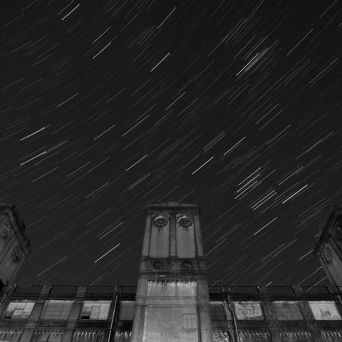 横浜 根岸森林公園、旧根岸競馬場一等馬見所と冬の星座