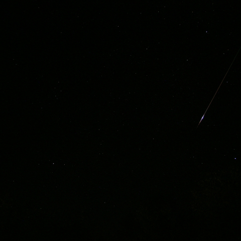 ペルセウス座流星群と夏の大三角形