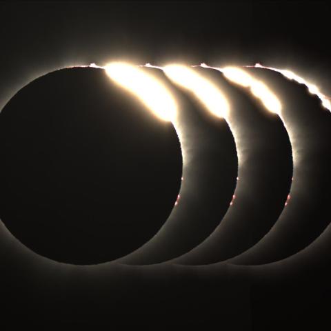 ダイヤモンドリングの変化（第２接触）