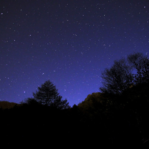 地蔵岳と星空